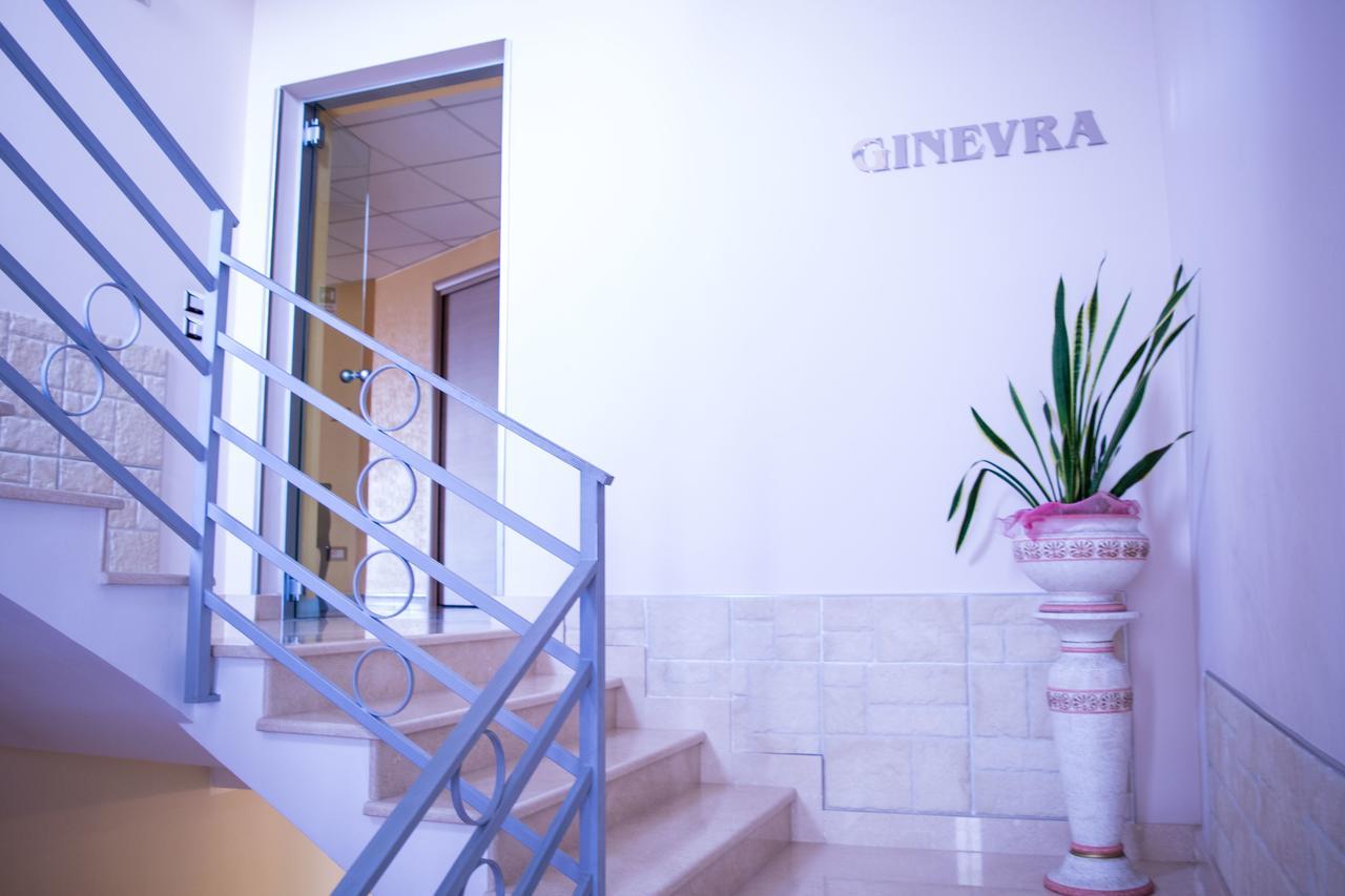 Hotel Ginevra Poggiomarino Exteriör bild